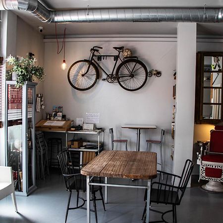 Acola Sport Hostel Понтеведра Екстериор снимка